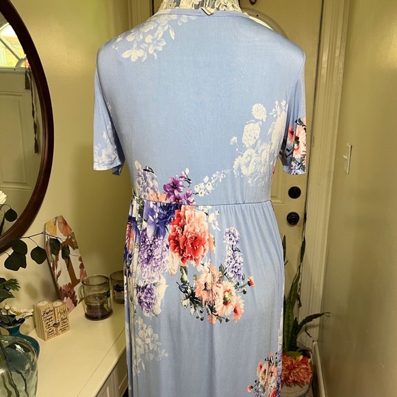 Sky blue pretty floral maxi dress with POCKETS - Picture 3 of 4